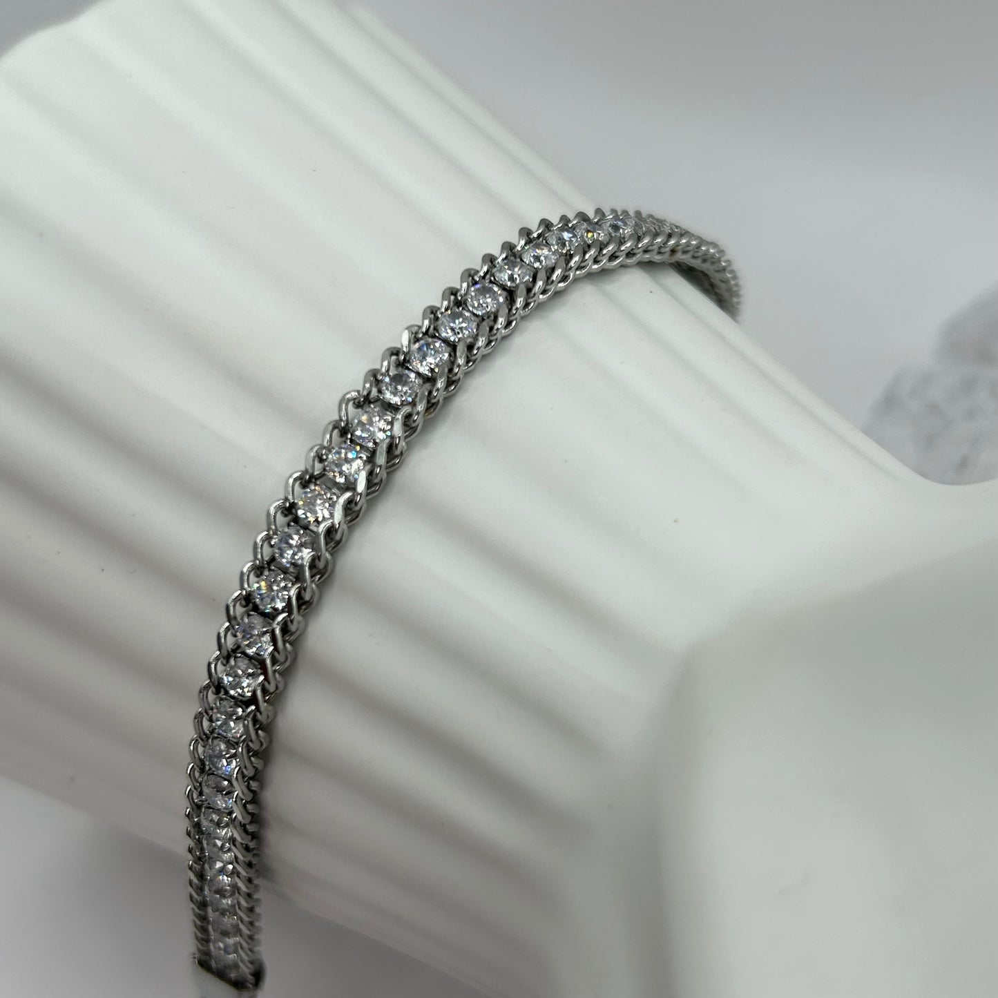 Nouveau! Bracelet Élegancia Argenté pour femme Maison M Bijoux