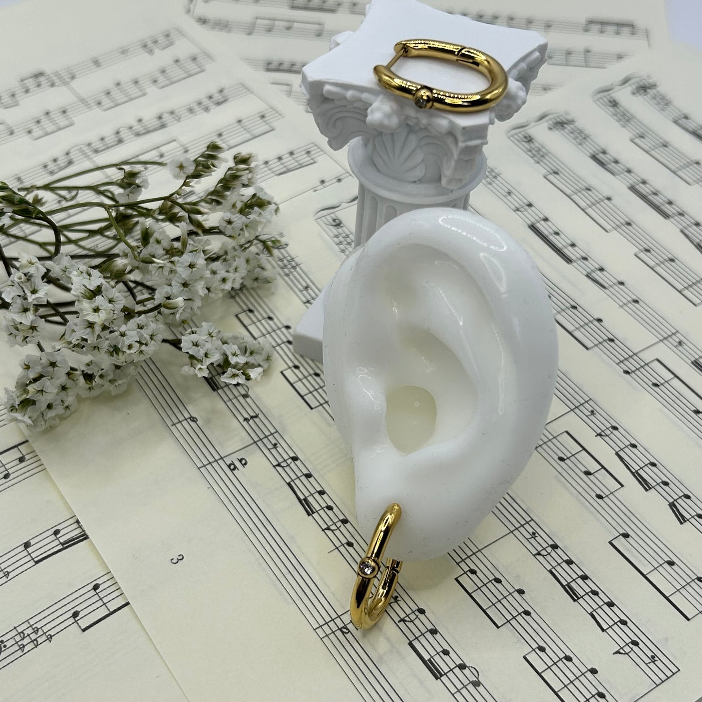 Nouveau! Boucles d’oreilles Zircoloop