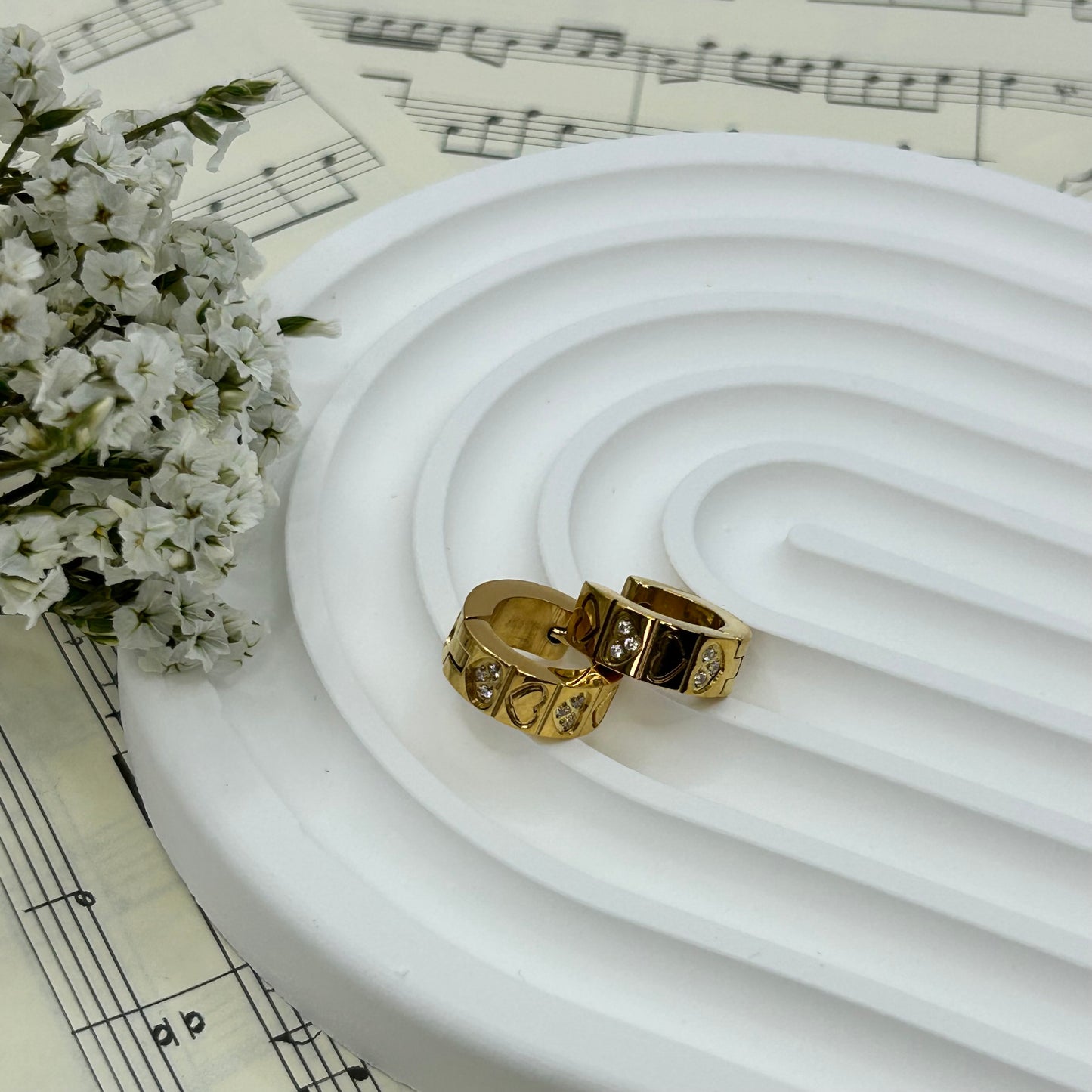 Nouveau! Boucles d’oreilles Minimaluxe