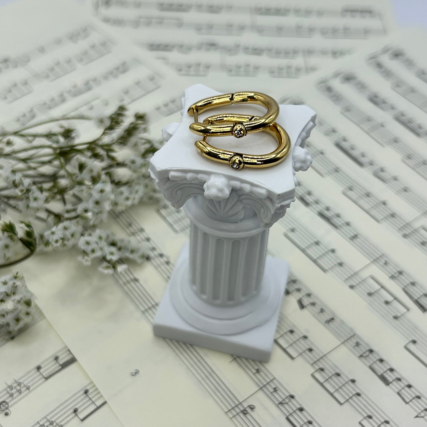 Nouveau! Boucles d’oreilles Zircoloop