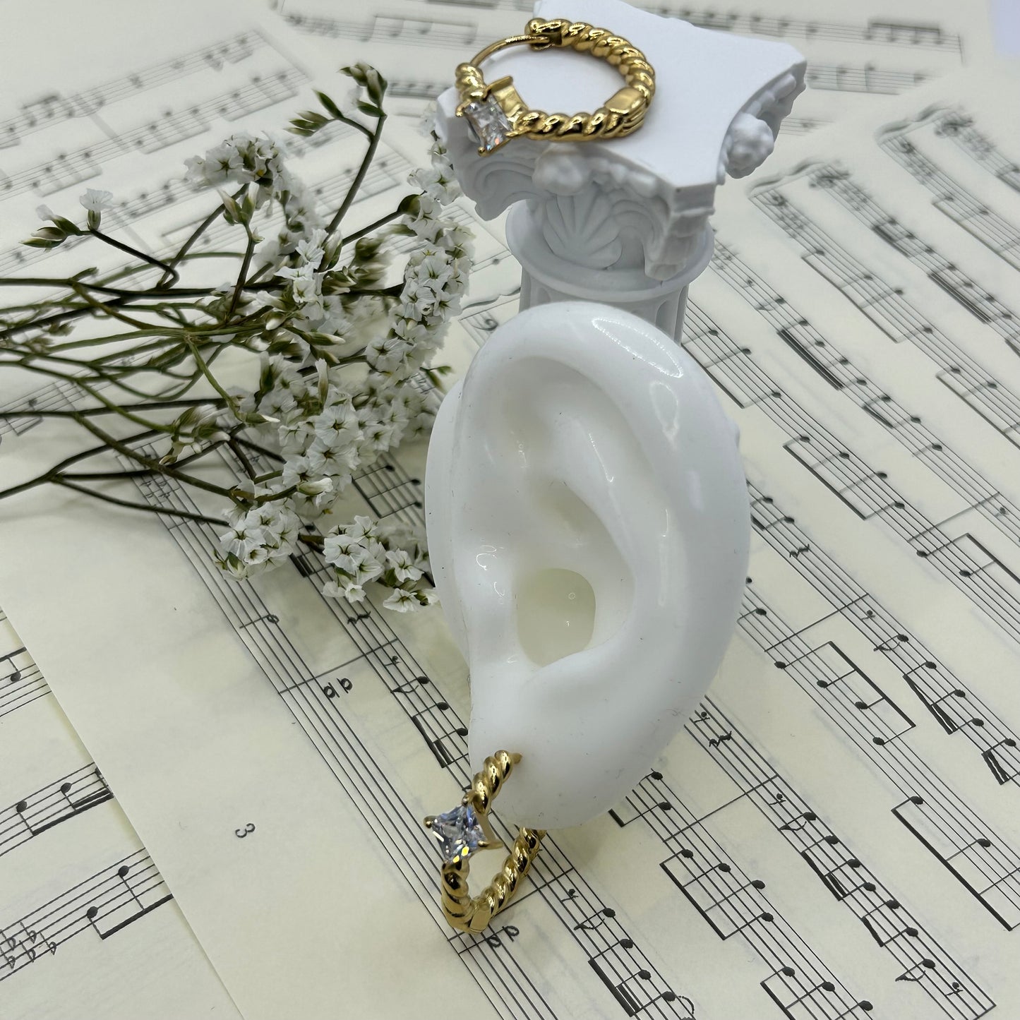 Nouveau! Boucles d’oreilles Gliss Gold