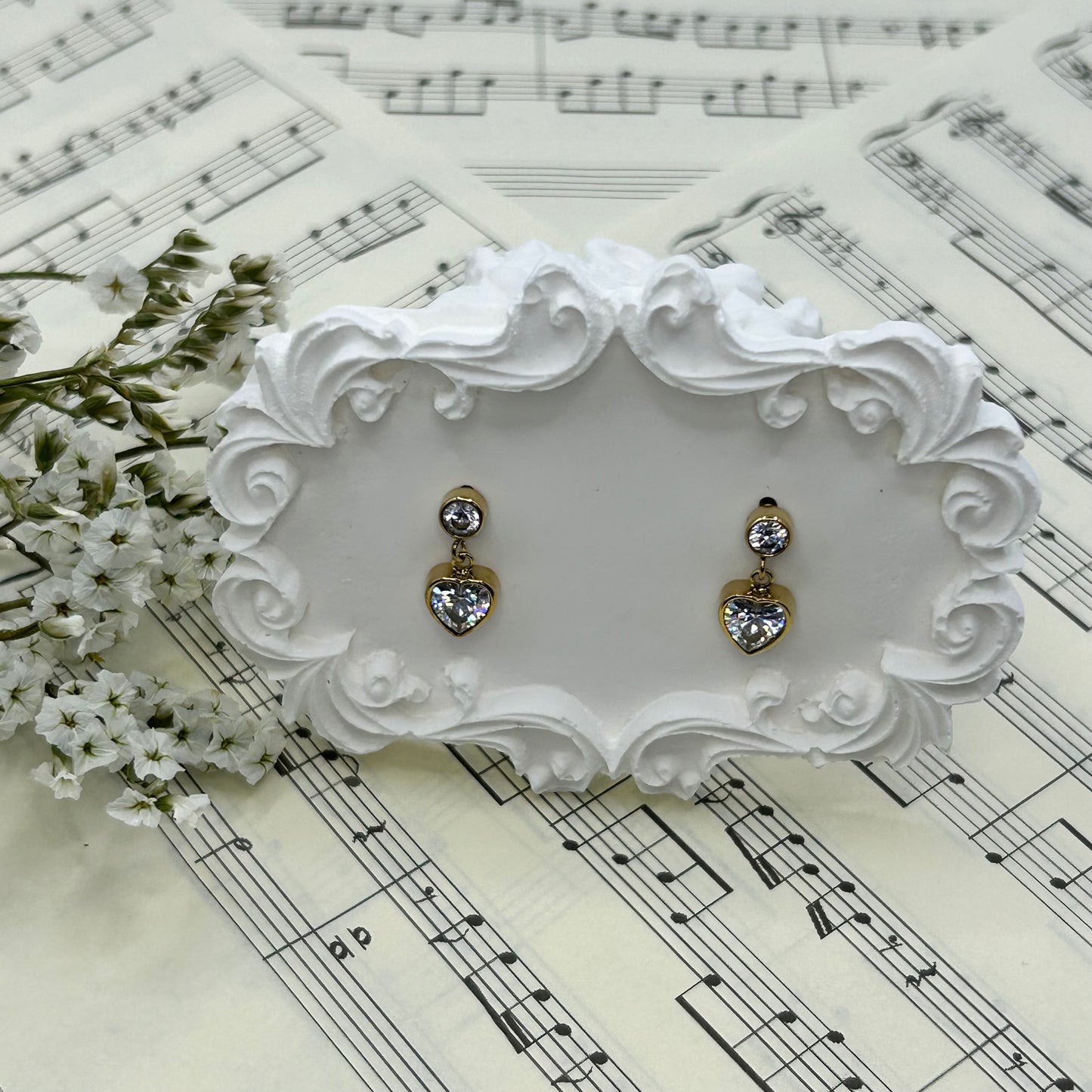 Nouveau! Boucles d’oreilles Nova Coeur